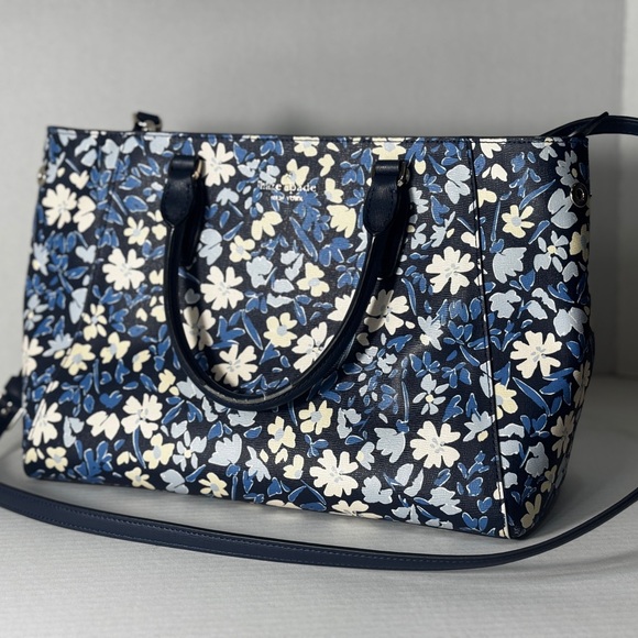 kate spade Handbags - Kate Spade Blue and White Floral Tote Bag